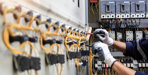 Professional Electrician technician working in Stafford Courthouse, VA